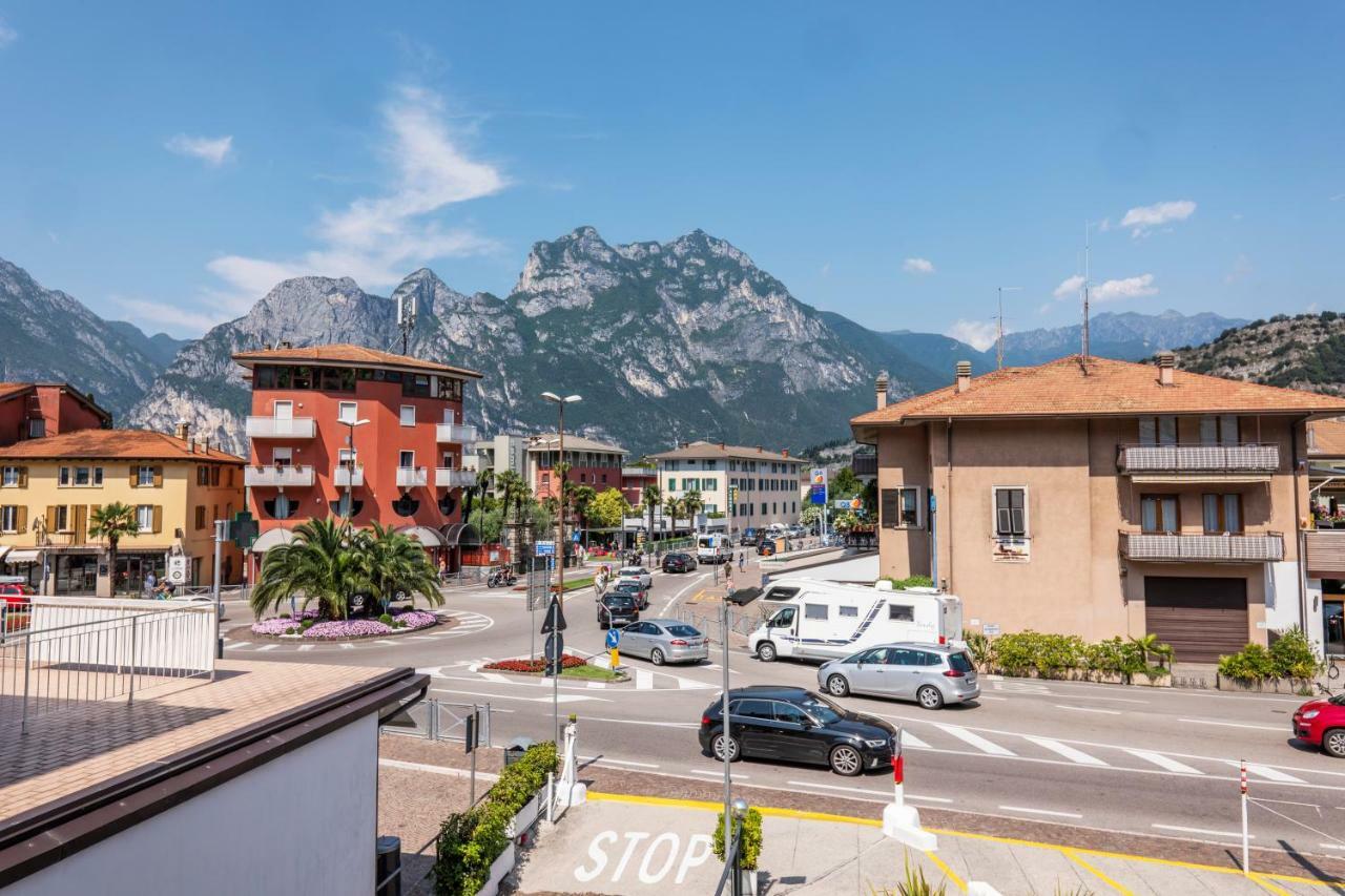 Appartamento Sun Torbole Sul Garda Esterno foto