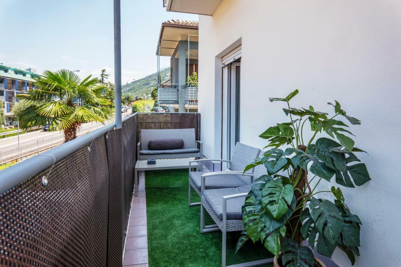 Appartamento Sun Torbole Sul Garda Esterno foto